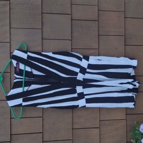 Beautiful handmade black and white striped romper size S - Picture 1 of 6